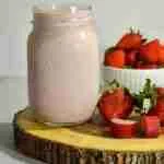 Strawberry Rhubarb Pie Smoothie