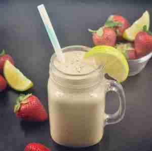 Strawberry Limeade Green Smoothie